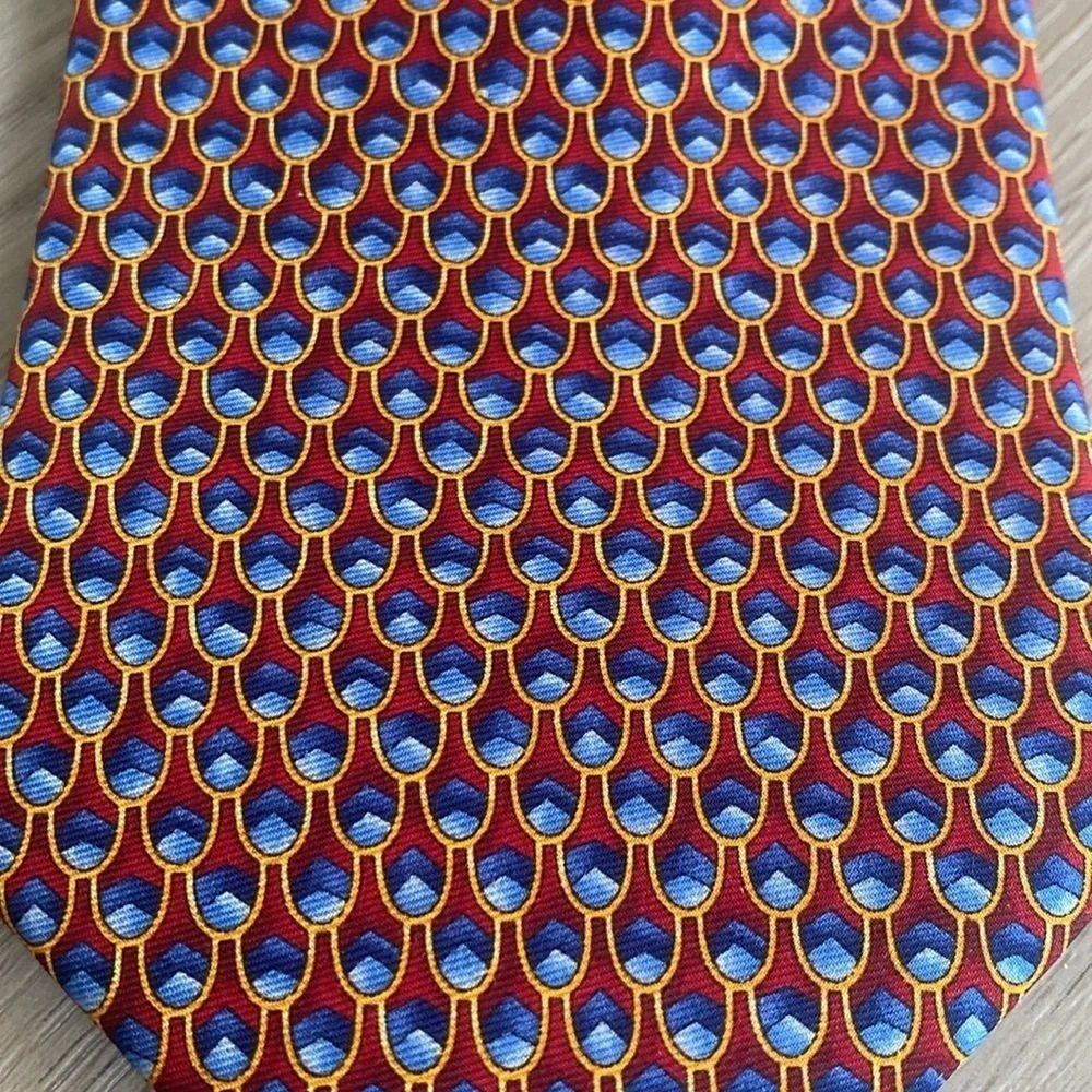 The Metropolitan Museum of Art Silk Geometric Tie 48”